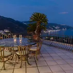 Bellavista House *