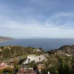 Bellavista House 아파트 *